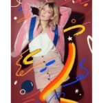 Pauline Clément Instagram – Pauline in the 80’s ! 🌟
Nouvelle collaboration avec @garanceenpapier, cette fois sur une photo de @unepaulineclement, avec @sophiemoutiermakeup au maquillage et @tamma.bege en super assistante photo ! 💖🤙
.
#portraitillustré #portrait_fr #reponsesphoto #melonmag #eunomina #insomniamag #80sstyle #photoillustration #annees80 #portraitgreatness #saturdaysmag #worldviewmag  #tendermag #forevermagazine #illustratrice
#woofermagazine #fisheyelemag #années80 #portraituring #the80s