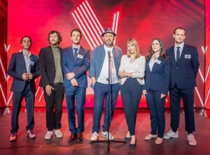 Pauline Clément Instagram - 🎤 ❤️ Broute & The vote 🗳
📸 @ze_one