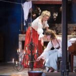 Pauline Clément Instagram - " Jean-Baptiste, Madeleine, Armande et les autres… " Reprise à partir du 12 octobre 🕯 Mise en scène: Julie Deliquet Photos : Brigitte Enguérand Comédie-Française