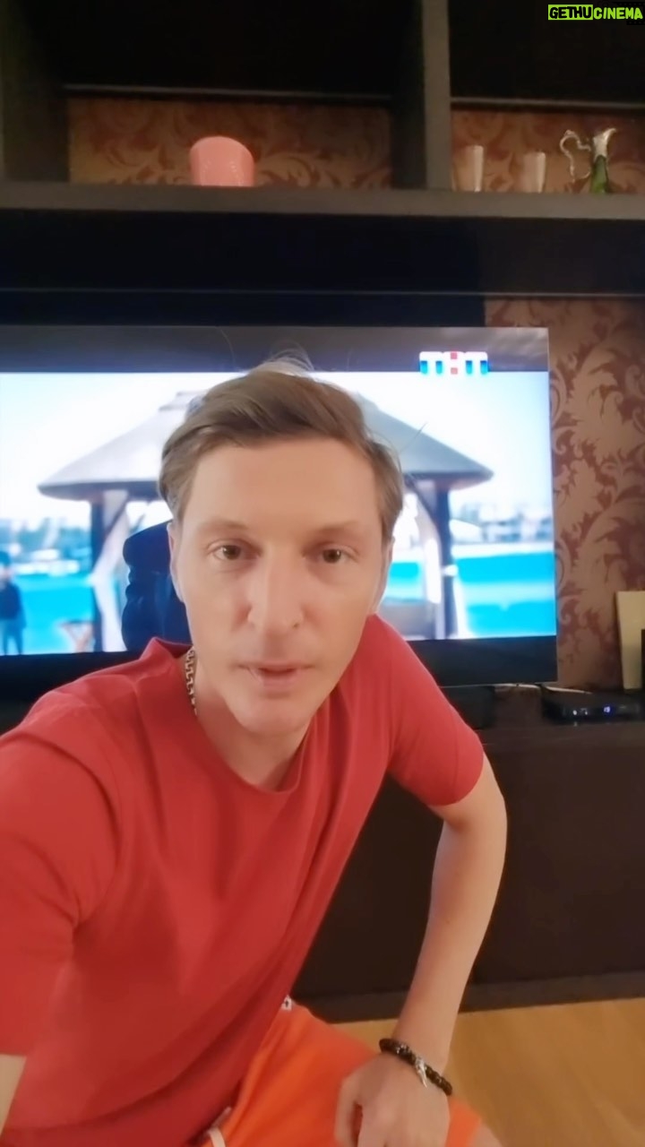 Pavel Volya - 31.4K Likes - Готов пересматривать этот момент вечно!
@timurbatrutdinov, жду полного метра с тобой в главной роли!