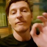 Pavel Volya Instagram - Ребята, делюсь. Решили поставить окна на веранде. Обратились к @vithouseru. Ну просто кайф. Ребята делают все виды остекления, любой сложности. Результат пушка. Так что сохраняйте себе контакт. Они еще делают и оформление интерьера, и мебель на заказ, и садовую мебель из базальта. Короче, обратившись к ним, можно закрыть все вопросы по оформлению дома. @vithouseru, спасибо! От души! Erid: 2SDnjdNQR1z Реклама. ООО «Оконика». ИНН 7702814910