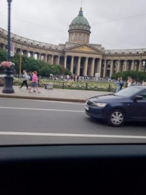 Pavel Volya Instagram - Провели несколько дней в Петербурге. Питер, ты - кайф! 
До новых встреч! А встречаемся мы 1 декабря в СК Юбилейный. Буду лупить самый большой круговой стендап. Билетики уже на pavelvolya.com
