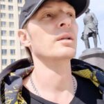 Pavel Volya Instagram - Саратов, красота! Встречаемся в 19:00 на концерте в ЛДС Кристалл. А я пошел гулять! Saratov, Russia
