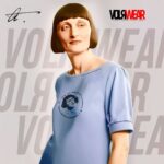 Pavel Volya Instagram - Если бы у наших великих и любимых классиков был мерч, то он точно был бы такой! Дуйте на @volyawear, там много интересного! P.S. в честь Дня русского языка сегодня и завтра скидка 15% по промокоду POETRY15 при заказе на сайте VOLYAWEAR.RU