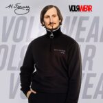 Pavel Volya Instagram - Если бы у наших великих и любимых классиков был мерч, то он точно был бы такой! Дуйте на @volyawear, там много интересного! P.S. в честь Дня русского языка сегодня и завтра скидка 15% по промокоду POETRY15 при заказе на сайте VOLYAWEAR.RU