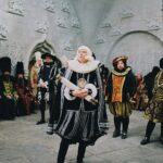 Pavel Volya Instagram – Снялся в новогоднем фильме ТНТ «Иван Васильевич меняет всё» в роли посла. Смотрите в новогоднюю ночь 31 декабря в 20:30 на ТНТ!