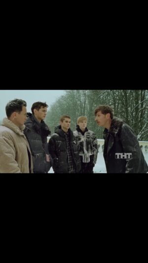 Pavel Volya Instagram - Пацаны пришились к нам 😎

Они теперь за нашу улицу стоят 😂 
Включай «Шоу Воли» сегодня в 23:00 на ТНТ