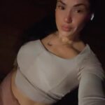 Pearl Gonzalez Instagram - Lover and a Fighter 💋✨💪🏼 Ready to throw these hands.. Where do u want to see me fight next?? 😈👊🏼 #MMA #Boxing #Jiujitsu #Bareknuckle #combatsports