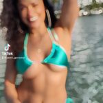 Pearl Gonzalez Instagram - Got that Friday feelin! 🎶💃🏻 #miami #fy #fyp #friday #vibes #latina #mami