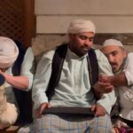 Pedram Sharifi Instagram – .
کاسه ی سِرُم مَشکی
آب دیده ام دِریا
ناخدا بیا بنشین
سیل موج دریا کو.
