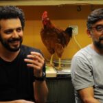 Pedram Sharifi Instagram – .
رونمایی از عکس‌ها و اطلاعات رسمی فیلم «ملخ»/ اولین حضور بین‌المللی در جشنواره آمریکایی رقم می‌خورد
.
به گزارش روابط عمومی پروژه، فیلم سینمایی #ملخ به کارگردانی #فائزه_عزیزخانی، تهیه‌کنندگی #منیژه_حکمت و #مهشید_آهنگرانی‌فراهانی و پخش بین‌المللی شرکت ایریماژ در نخستین نمایش جهانی، در جشنواره «جنوب از جنوب غربی» (SXSW) اکران می‌شود.
.
این جشنواره بزرگ آمریکایی که تاکنون با سینمای نوین ایران بیگانه بوده است، از 20 تا 29 اسفند ماه سال جاری در شهر آستین در ایالت تگزاس برگزار می‌شود. 
.
جشنواره «جنوب از جنوب غربی» (SXSW) که در میان تگزاسی‌ها به نام مختصر «جنوب از…» (Southby) شناخته می‌شود، به گفته وال استریت ژورنال، «از زمان آغاز در سال 1987، در مقام یک دورهمی برای گروه های موسیقی به اتفاقی بزرگ مبدل شده است که پیشروان فکری و فرهنگی از سراسر جهان را جذب سواحل دریاچه لردی برد می‌کند.» 
.
نیویورک‌تایمز می‌نویسد: «جنوب از…، به آنگونه ای که اهالی آستین نام جشنواره را می‌خوانند، به قوه محرکه‌ای اقتصادی مبدل شده است که تاثیر آن بر اقتصاد محلی معادل میزبانی بازی نهایی لیگ فوتبال آمریکا است و در سال 2019، درآمدی معادل 356 میلیون دلار به همراه داشته است…» 
.
لس‌آنجلس‌تایمز توصیف می‌کند: «جشنواره فیلم جنوب از جنوب غربی به ایستگاهی مهم در مدار جشنواره‌های بهاری مبدل شده است که پایگاهی برای فیلم‌های مستقل کم‌هزینه و تولیدات تجاری‌تر استودیویی فراهم می‌کند.»
.
راهیابی فیلم «ملخ» به این جشنواره بزرگ، معتبر و تاثیرگذار می‌تواند پنجره‌ای جدید را روی فیلم‌های مستقل ایرانی بگشاید. 
.
فائزه عزیزخانی، در دومین فیلمش، با تیزبینی و شوخ‌طبعی، دختری نویسنده را در مرکز فیلم قرار داده است که در شرف از دست دادن اتاق و درآمدی از آن خود است؛ همان چیزهایی که یک نویسنده برای نوشتن به آن نیاز دارد. 
.
«ملخ» داستان یک روز از زندگی «هانیه» با بازی #هانیه_توسلی است؛ نویسنده‌ای شکست خورده و عاشق سینما که فیلمنامه‌ای الهام پذیرفته از زندگی خود را برای کارگردانی در اختیار دوست نزدیکش، «پگاه» با بازی #پگاه_آهنگرانی، قرار داده و در جریان تمرین و روخوانی از قضاوت همگان درباره شخصیت اصلی فیلمنامه به امان آمده است.
.
هانیه توسلی، پگاه آهنگرانی، #پدرام_شریفی، #شیرین_آقارضاکاشی، #رامین_صدیقی، #وحید_عزیزخانی، #مجید_عزیزخانی، #نوید_سجادی_حسینی، #درنا_مدنی، #داریوش_حکمت، #مهدی_فتاحی و با حضور افتخاری #علی_مصفا از جمله بازیگران این فیلم هستند.