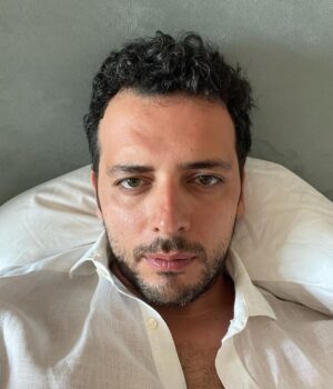 Pedram Sharifi Instagram - ✌🏻♥️