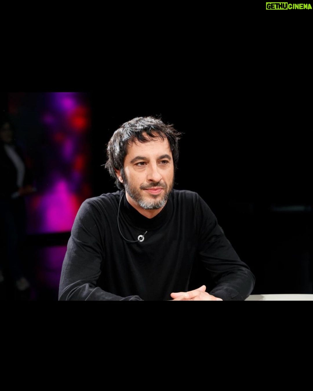 Pedro Alonso Instagram - “El silencio del pantano” dirigida por mi querido @elvigil mano a mano con el gran #nachofresneda hoy, en Versión española. Gracias @cayetanagc @pazsufrategui y a vuestro equipo por la complicidad.