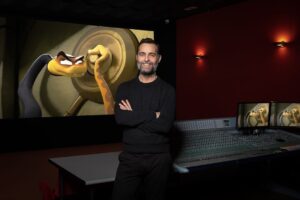 Pedro Alonso Instagram - Siempre quise poner la voz en una peli de animación. Bien, pues desde hoy ya puedo contar que he participado en el doblaje de #LosTiposMalos (la nueva peli de animación del año) y la experiencia ha sido gozosa y hasta animal, yo diría. 😝❤️
He prestado mi voz al Sr. Serpiente, uno de los líderes de la banda, experto en robar cajas fuertes con su cuerpo esbelto y sinuoso (de su carácter ya hablaremos). La película llega a los cines el 18 de marzo, ¡no os la perdáis! @universal_spain

Me gustaría hacer la promoción disfrazado de serpiente, pero no sé si me van a dejar. 😂😝🪲🔥🦖🍭