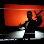 Pedro Alonso Instagram - #berlinnetflix Por momentos “lo veo y luego de pronto, no lo creo”. Cada vez ahí, es por “cosas de la cabeza”. La cabeza, ese órgano prodigioso, secuestrado tantas y tantas veces por un mono parlanchín que se empeña siempre en explicarnos hasta el más mínimo detalle. Ese mono. Tan distinto al mono genuino. Aquel que aún puede encontrarse si uno se pierde bien adentro de la selva vestido para la ocasión con un smokin. Arnado únicamente con ganas de seguir al tambor, comer del fruto prohibido y sin pensar ni una décima en los pobres y alienantes términos de lo que está bien. O está mal. Así que ni una concesión contigo, monito loco, impostor del verdadero mono, mi auténtico hermano. Ni una tregua. Prepárate porque ya solo toca ponerse a bailar. Como si no hubiese un mañana. Y además ligeros. Más ligeros. Cada vez más ligeros. Y en canal. 🦧🌋🌶🕺🏼 At times "I see it and then suddenly I don't believe it". Every time, it's because of "things in the head". The head, that prodigious organ, kidnapped so many times by a chattering monkey who always insists on explaining to us even the smallest detail. That monkey. So different from the genuine monkey. The one that can still be found if you get lost deep in the jungle, dressed for the occasion in a tuxedo. Armed only with the desire to follow the drum, eat the forbidden fruit and not give a tenth of a thought to the poor, alienating terms of what is right. Or wrong. So not a concession with you, you crazy little monkey, impostor of the real monkey, my real brother. Not a truce. Get ready because now it's just time to dance. Like there's no tomorrow. And light too. Lighter. Lighter and lighter. And in the channel.