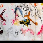 Pedro Alonso Instagram - Más studios pararisinos para el bicho #berlín #studios (tinta china y oil stick) El texto escrito en la última pinturilla, dice así: “1. Una criatura espiritual no es mucho ni poco espiritual. No es ni mucho ni poco moral. Es más bien un géiser. Y un espejo. Uno debe andarse con ojo para mirarse en él. En ella. En ello. En sí. 2. Si alguien encuentra una buena historia, que le dé uso. Que la robe en el acto. Pero a cambio ha de hacerla suya. 3. La criatura espiritual, si se hace carne, tiene unas uñas que al acariciar, pueden acabar contigo. Lo aclaro por lo de mirarte en su espejo. Si no estás preparado para semejantes dones, en una mala tarde puedes desgarrar a quien pretendiste amar. 4. Pero ese peligro, ese sendero, en su camino de ida y vuelta, es un lugar de citas para criaturas de esas que merecen una buena historia. La vida tiene esa clase de lugares sin respuesta que no piden otra cosa que atreverse a ser. Y asumir las consecuencias. Espacio para seres entre los dos mundos que decidieron elegir esa suerte”.