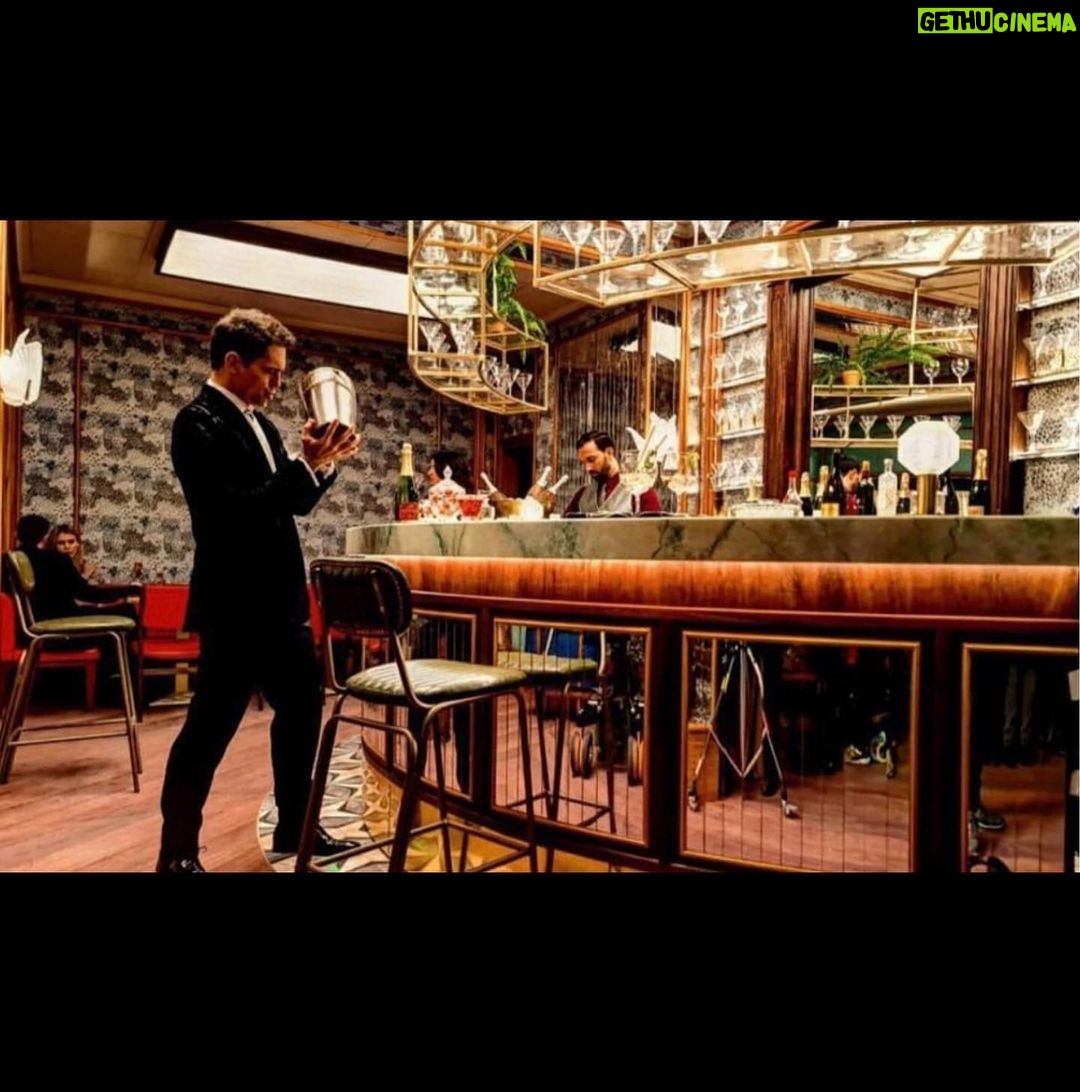 Pedro Alonso Instagram - Hoy le he entregado el premio talento de la Academia de televisión a mi querido @abdon_alcaniz (y en cierto modo a su grandísimo equipo) y estoy seguro de que quienes le disfrutamos no podemos estar más orgullosos. (Primera foto @santiburgosphoto) ❤️👏👏👏