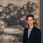 Pedro Alonso Instagram – 👨🎨 Terminamos el año de la @galeriacoleccionesreales con uno de nuestros padrinos más carismáticos y especiales, ¡Pedro Alonso (@pedroalonsoochoro)!
🎨 “Goya es lo que es hoy por todo lo que pintó para que no lo viese nadie”.
Hoy conocemos con este actor y “pinturillas” -como él mismo se define- la obra ‘Santa Isabel de Portugal curando a una enferma’ y a su autor, Francisco de Goya.
Esta es solo una de las más de 650 piezas que podéis encontrar en la @galeriacoleccionesreales de @patrimnacional 😉
#Arte #Art #Museum #Madrid #Spain
_
👨🎨 We end the year of #LaGalería with one of our most charismatic and special hosts, Pedro Alonso (@pedroalonsoochoro)!
🎨 “Goya is what he is today because of everything he painted so that no one could see it”.
Today we discover with this actor the painting ‘Saint Isabella of Portugal curing a sick woman’ and its author, Francisco de Goya.
This is just one of the more than 650 pieces that you can find in the @galeriacoleccionesreales 😉