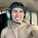 Pedro Figueira Instagram - Una selfie 🚁🤳🏻