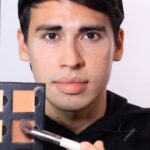 Pedro Figueira Instagram - MAQUILLAJE INDETECTABLE 🤵🏻‍♂️ con @boxycharm & @tartecosmetics! 🤍 #boxycharmxtarte #boxycharmpartner