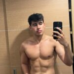 Pedro Figueira Instagram - Última foto antes de entrar a La casa de los famosos 🙈 Espero no me extrañen tanto! Y si me extrañan pongan el 24/7