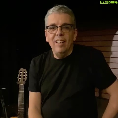 Pedro Guerra Instagram - ¡GRACIAS MÉXICO POR ESTE VIAJE DE VUELTA! Últimas fechas de la primera etapa: Febrero 22 - Tijuana (doble función) 23 - Morelia 24 - Guadalajara 25 - Oaxaca Regresamos en Marzo para visitar Xalapa, Pachuca, Puebla, Tuxtla, Mérida, Torreón, Saltillo, Monterrey, Mazatlán y cerrar en CDMX. Toda la info en pedroguerra.com #PedroGuerra #GyrarteArteEnMovimiento