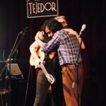 Pedro Guerra Instagram - Ya estamos en Casa. La Gira El Viaje de Vuelta en México ha resultado ser un Viaje lleno de emociones, encuentros, amigos, cariño y recibimientos llenos de Música y Amor por la Música. Gracias México. Gracias a las gentes de todo ese País Generoso que hemos recorrido de Norte a Sur y de Este a Oeste. El último día en @forodeltejedor pude compartir con mis amigos @leoelleon @miguelinzunza @eoceransky @muerdomusica @eldavidaguilar Qué suerte la mía por poder contar con tanto talento sobre el escenario. Gracias @cabrerizomaria #luisfernandezquenotieneinsta @gyrarte @leonbetonn