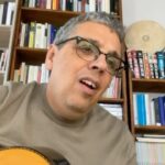 Pedro Guerra Instagram - PARCEIROS arrancó el viernes 20 de Octubre con la publicación de ACASO (Letra: Pedro Guerra/ Música: Alice Wonder @its_alicewonder). Mañana Viernes 27 se publica el segundo adelanto LOCO (Letra: Pedro Guerra Música: Bunbury @bunburyoficial ).