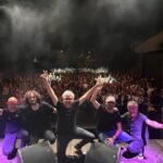 Pedro Guerra Instagram - Esta noche en Santa Úrsula ha sido increíble y el sábado pasado en la Plaza del Cristo también. Gracias Tenerife. Volvemos pronto. @cabrerizomaria @elbuholalaguna @guillemolinaf @pablocebrian @miguelponcebass Luis Fdez. @casadelburro