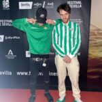 Pedro LaDroga Instagram - A ver como explico esto… Hace como 6 años me comentó mirmano @brbrfilms que si me gustaría aparecer como actor en el cast de una pelicula que iba a rodar @cpardor , que avisase a mi gang y la llevara, 1 semana despues estábamos yendo a rodar la juntera mas random pero mas epik del mundooo. 📡📽📡 Estoy muy orgulloso de que haya salido este proyecto adelante e incluso haya ganado uno de los premios del @festivalsevilla YASSS! Enhorabuena papasote!!! Y a todo el Team de “H” enormeeeeee!. @abelovalis tekamelo golfo, grasia x esta siempre ahi, sabia k tenias k estar in desde el primer momento <3 #FREEHANSON 🖤👏🏽🖤 ojala hubieses estado en este estreno, pero esto es solo el principio i promise myg 🧱🧱🧱 Cines C.C. Nervión Plaza