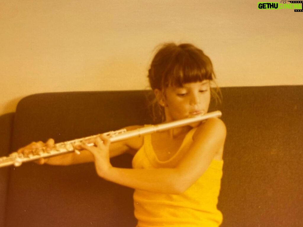 Pedro Pascal Instagram - Obvio tenía que ser flauta. Feliz cumple, hermana @tylenolprincess 👸🏽