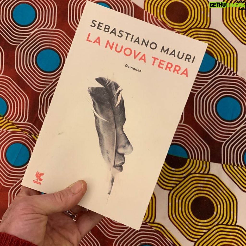 Pedro Pascal Instagram - #LaNuovaTerra de @sebastianomauri on bookshelves TODAY. #Romanzo #SavetheHumanSavetheWorld