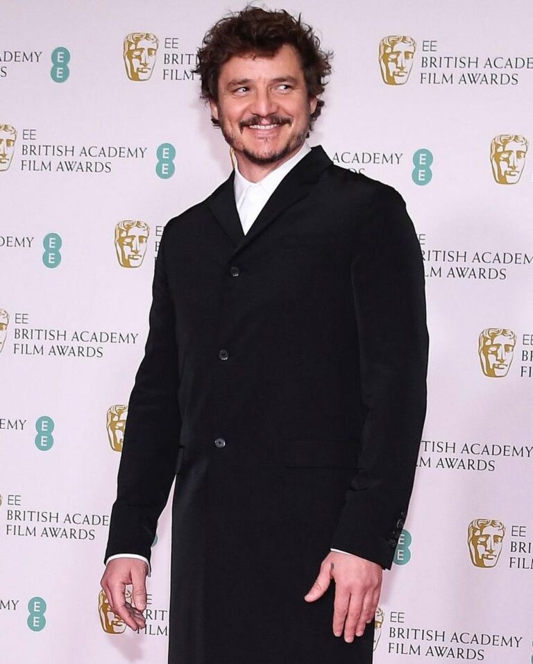 Pedro Pascal Instagram - I couldn’t decide which was more important, the head or the shoes. @bafta @prada @mrfabioimmediato @katthomasmakeup #BaftaAwards2021