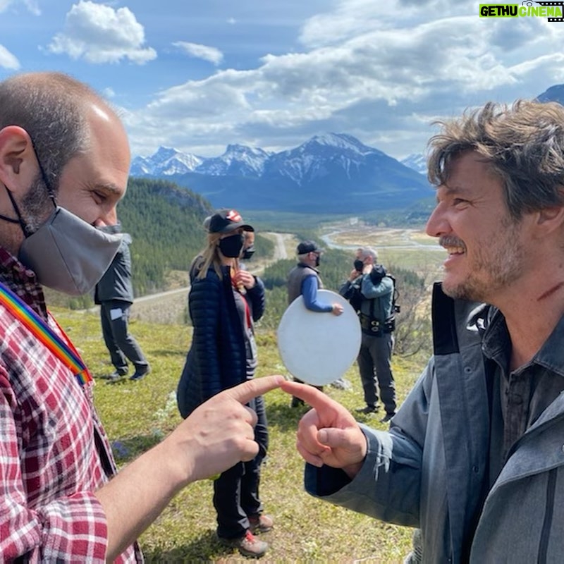 Pedro Pascal Instagram - Beldro on the hill. To #TheLastofUs cast, creators, and crew. I would stay alive for any of you. Apocalypse level gratitude. @thelastofus @hbo @hbomax