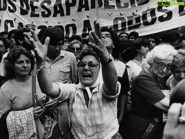 Pedro Pascal Instagram - Mothers went to the streets to scream on behalf of their children disappeared to a bloody military regime. No other country in the world at that time had taken on their genocidal leaders to expose their crimes and demand justice. #Argentina1985 #AcademyAward nominated for this year’s Best International Feature Film. @argentina.1985 @sanmitre @tylenolprincess @primevideo @primevideolat