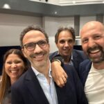 Pedro Ribeiro Instagram - Que ano espectacular, está primeira temporada do @_ofutebolemomento na Sport Tv. Uma nova casa para esta equipa, dezenas de programas e podcasts, fizemos o programa em estádios, o Barbosa ja tem Instagram, até uma manhã de radio fizemos todos! Sobretudo divertimo-nos, e percebemos que o programa tem público e que muita gente se revê na forma como tratamos o futebol. Obrigado a toda a gente da Sport Tv, que nos recebeu tão bem, e ao @placardjsc pela aposta. Nuno, Pedro e Cláudia, seguimos! ⚽️