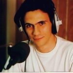 Pedro Ribeiro Instagram - 34 anos de carreira, hoje. Uma vida com muitas vidas dentro. Uma sorte. Obrigado.