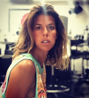 Pedro Ribeiro Instagram - Perguntem a qualquer pessoa que tenha feito Rádio, se não tem saudades. Se não sente sempre que falta qualquer coisa, mesmo que a vida esteja a correr bem noutra qualquer coisa a que se dedique. É assim. Agora imagine para alguém que fez rádio, diariamente, durante 20 anos! 
Hoje, a Rita volta à Comercial, e percebe-se bem a emoção dela e dos ouvintes que lhe passam a sua alegria a partir do instante em que ouvem o seu tão característico e inconfundível “bom dia!” 
A Favorite People vai de vento em popa…mas faltava a Rádio na vida da Rita. E a Rita fazia falta à Rádio. Tudo certo. 
Bem-vinda de volta, Rita. 
Que bom sentir-te tão feliz, aí nesse estúdio, que também é casa. 
Tínhamos todos muitas saudades! ❤️