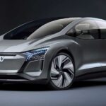 Pedro Ribeiro Instagram - Together in Electric Dreams. Acabo de ver, na SIC, uma reportagem sobre o Salão Automóvel de Munique. Parece que a eletrificação é definitiva. Durante muito tempo, julguei que o Hidrogénio acabasse por ser a nova via, depois dos motores de combustão. Como apaixonado por carros, embora totalmente ignorante em matéria de motores, binários e afins, assisto, deslumbrado, a esta explosão de novos modelos e a esta afirmação do Eletrico, numa industria em que até a origem geográfica dos carros ganha novos protagonistas com as marcas chinesas à frente, a baralhar as contas todas. E, neste caso, a jogar em casa do adversário, a Alemanha do Grupo VW, da Mercedes, da Porsche, da BMW. A mim, separa-me do carro elétrico a questão da autonomia, mas admito que seja preconceito ou mero desconhecimento, e que seja mais simples do que parece. O futuro da condução é elétrico, e o futuro, na verdade, já está aí, silenciosamente, à espreita. Promete. 💡
