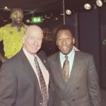 Pelé Instagram - Hoje um grande amigo do Rei, Sir Bobby Charlton, nos deixou. Agora, os dois cavaleiros da Coroa Britânica poderão jogar bola no céu. A Pelé Foundation lamenta profundamente essa notícia e transmite seu pesar e carinho para sua esposa, Lady Norma, familiares e amigos. . Today a great friend of the King, Sir Bobby Charlton, left us. Now, the two knights of the British Crown will be able to play football in heaven. The Pelé Foundation deeply regrets this news and conveys its regret and affection to his wife Lady Norma, family and friends.