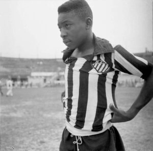 Pelé Instagram - No Dia do Trabalho, queremos lembrar que o Rei Pelé um dia foi apenas um menino com um sonho. Vestindo sua camisa preferida para mais uma jornada, dia após dia, ele mostrou seu talento e conquistou o mundo inteiro. Hoje, ele é inspiração para todos nós conquistarmos nossos objetivos. Nada é impossível. 
.
On Brazilian Labor Day, we want to remember that Pelé was once just a boy with a dream. Wearing his favorite jersey, day after day, he showcased his talent and conquered the world. Today, he’s an inspiration to all of us to aim for our goals! Nothing is impossible.