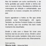 Pelé Instagram - Após um mês da partida do Rei, faremos a primeira postagem como ele gostaria: dizendo “muito obrigado”. Márcia Aoki, viúva de Pelé, escreveu uma carta para todos nós. . One month after the Rei's passing, we are publishing for the first time the way he would want: saying “muito obrigado”. Márcia Aoki, Pelé’s widow, wrote this letter to all of us.