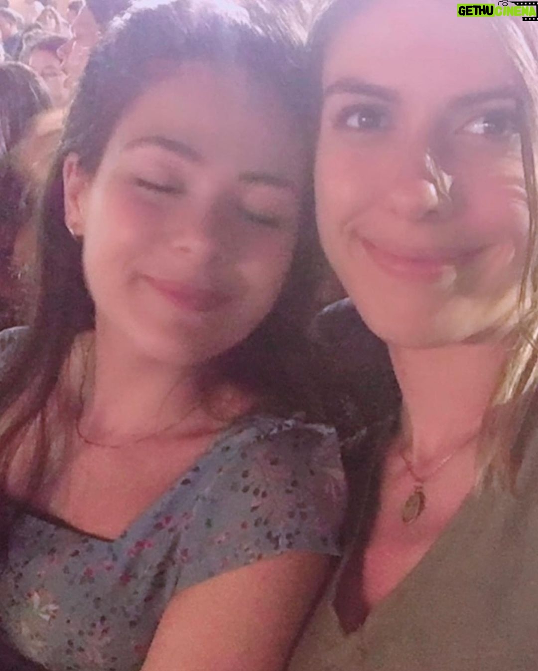 Pelin Abay Instagram - İki gözümün çiçeği 30 ❤️🍻