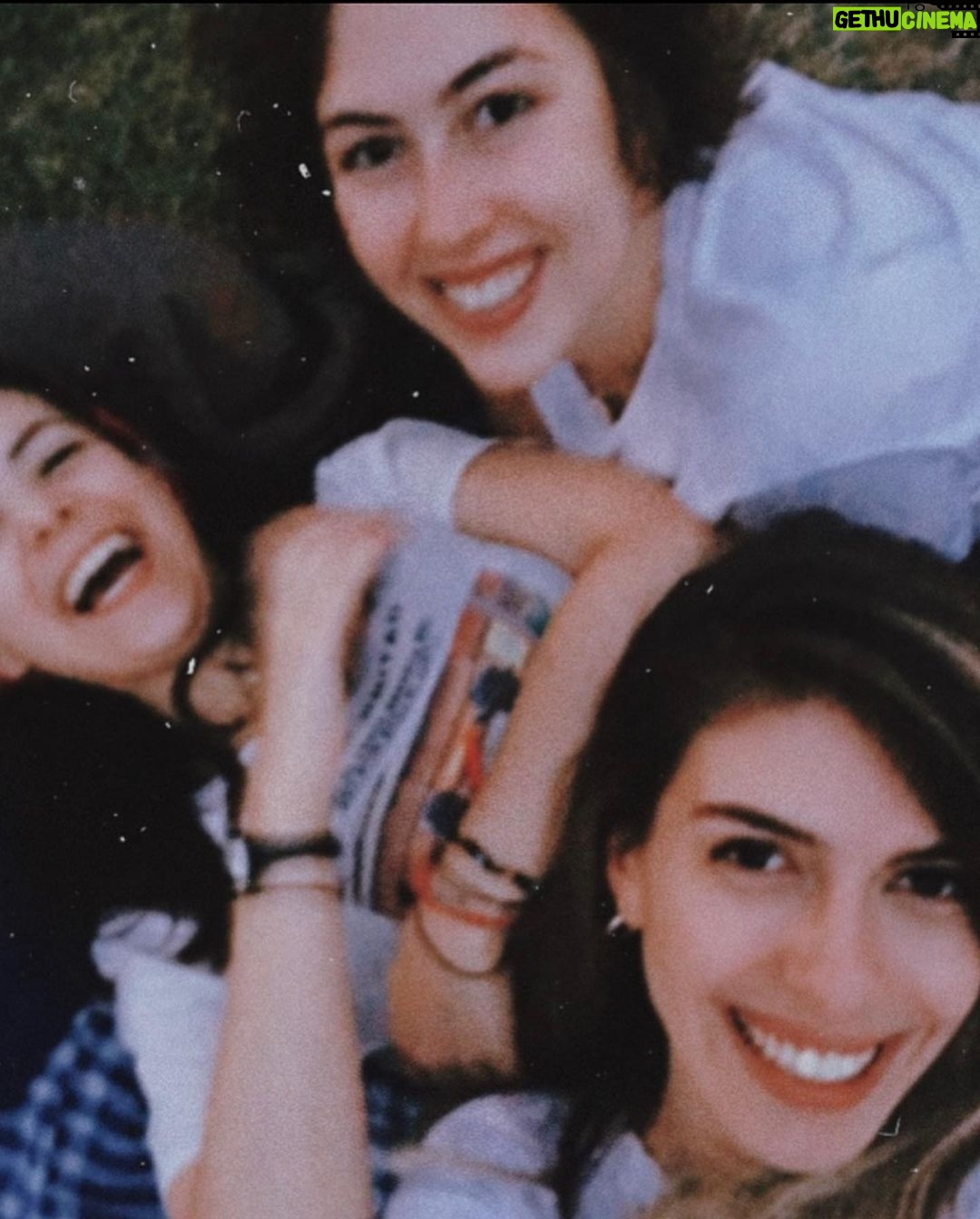 Pelin Abay Instagram - İki gözümün çiçeği 30 ❤️🍻