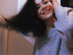 Pelin Abay Instagram - ‘Kestim kara saçlarımı’ 🎈