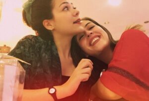 Pelin Abay Instagram - ''Kalbimdeki pıt pıtlar'' onuncu eylül - 🤹🏻‍♀️