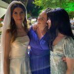 Pelin Abay Instagram - Dünya bir yana, ömrümüz beraber geçiyor. 💙