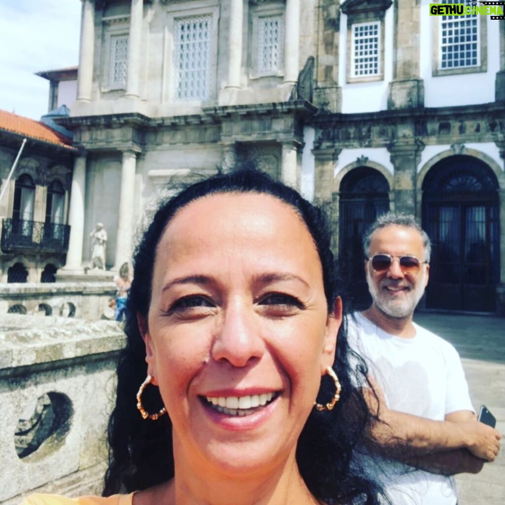 Pelinsu Pir Instagram - Porto’dan sevgilerle canlar 🤗🎈#porto #portugal #gezmece #aşk 🙏😍 @leventtulek