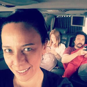 Pelinsu Pir Instagram - Günaydın canlar ,Bursa yolcusu kalmasııın 😂🤗😊#istanbullugelin #set#yollarda @mhrrmtrksvn @elena_viunova