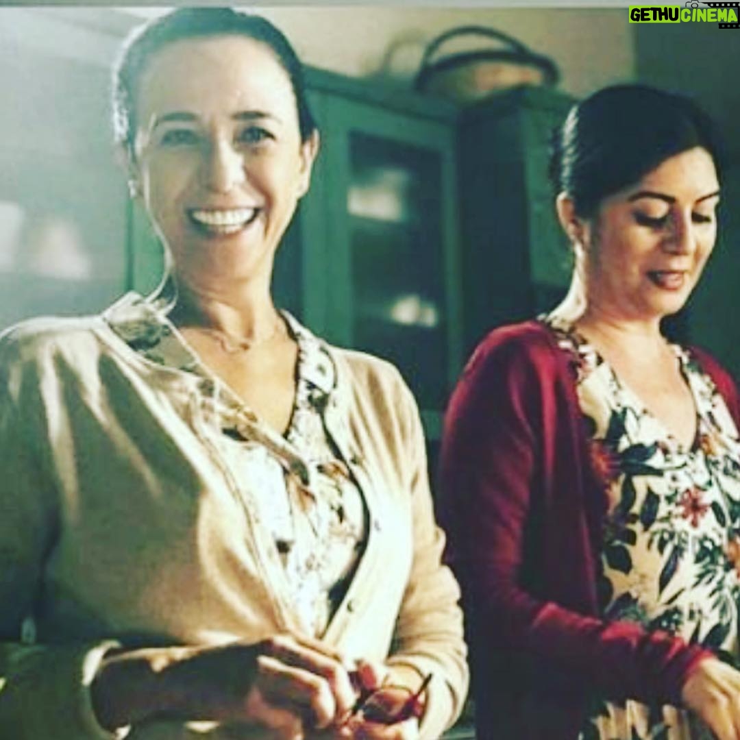 Pelinsu Pir Instagram - Bu günde böyle 🙏😍🤗#istanbullugelin #set#perşembe 📸 @daimagulereren 😘